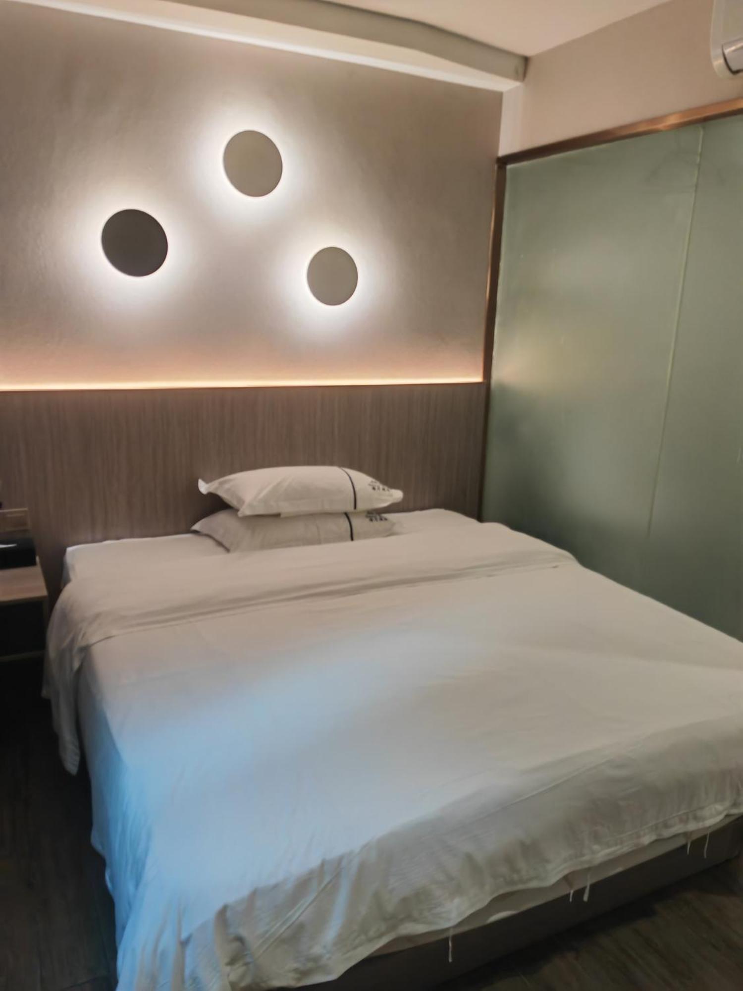 ไฮยู โฮเต็ล Hotel กวางโจว ภายนอก รูปภาพ